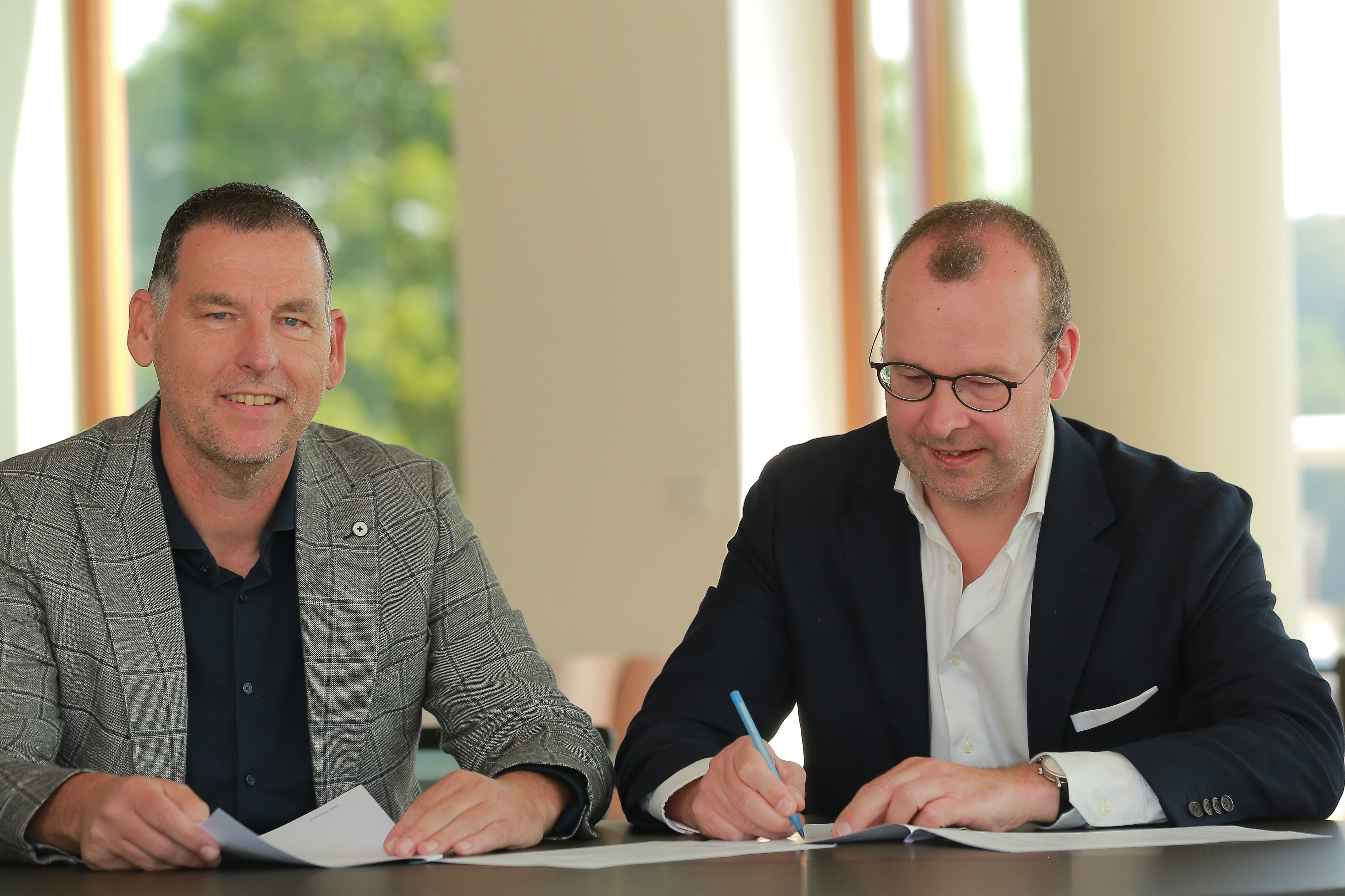 Hoogwegt en HFC tekenen een 5-jarig integraal partnership