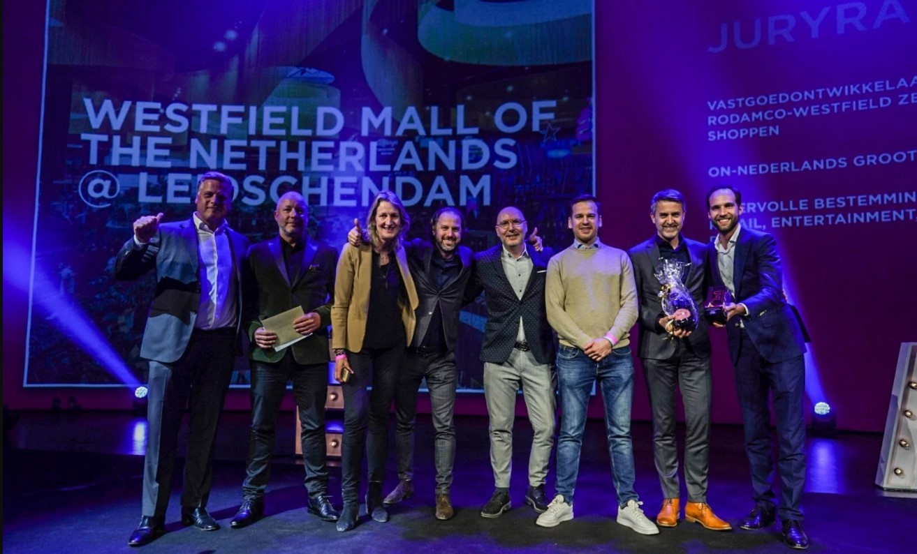 Een trots Westfield team. Gefeliciteerd met het behalen van jullie Award!