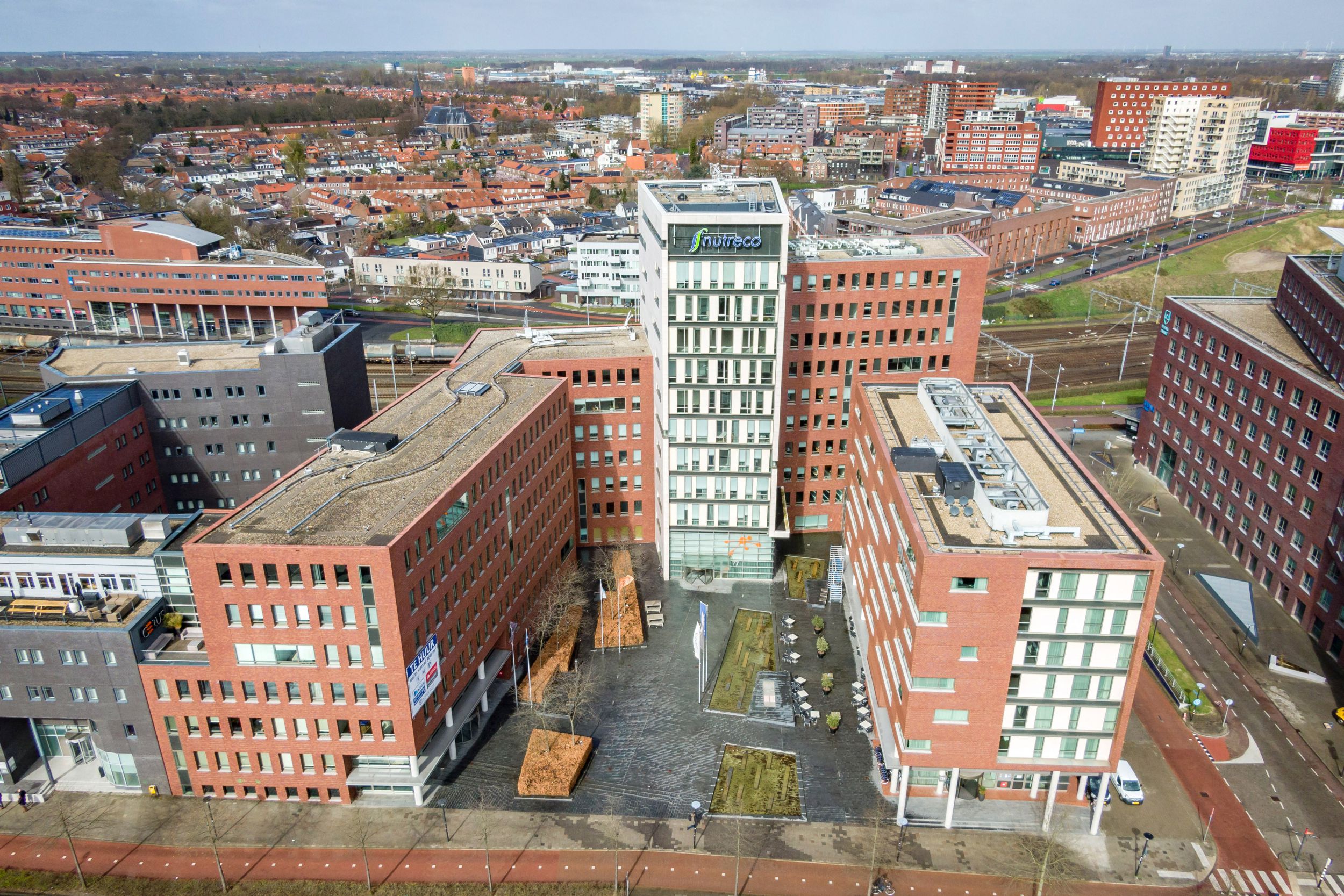 HFC APPOINTED AS MANAGING AGENT FOR NUTRECO FACILITIES IN THE NETHERLANDS